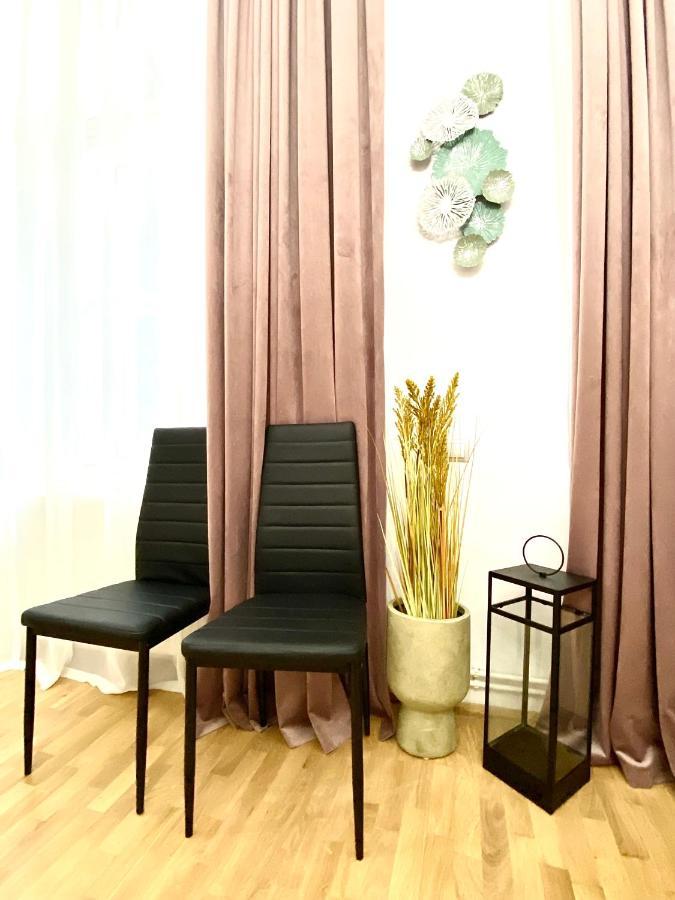 Apartment Republique Family