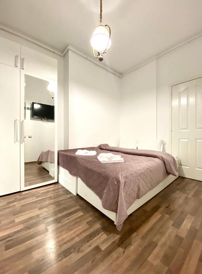 Apartment Republique Family